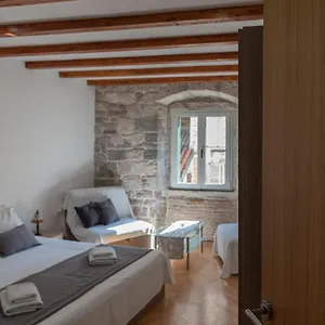  Apartment Camenno Apartments-the Heart Of Diocletian's Palace-open Winter!