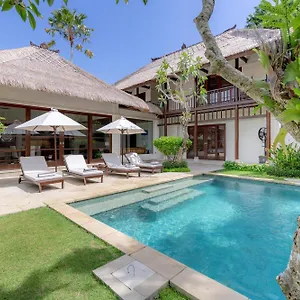villa-dorado.hotelsseminyak.net/