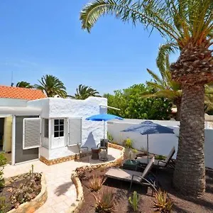 https://bungalow-rio-costa-calma-garten-2-schlafzimmer.in-canary-islands.com